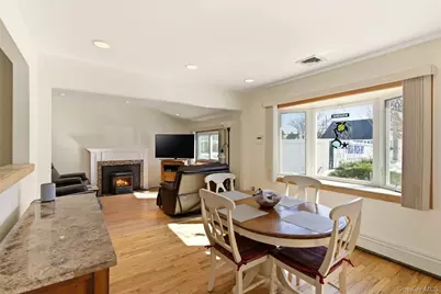 175 Van Buren Street, West Babylon, NY 11704 - Photo 6