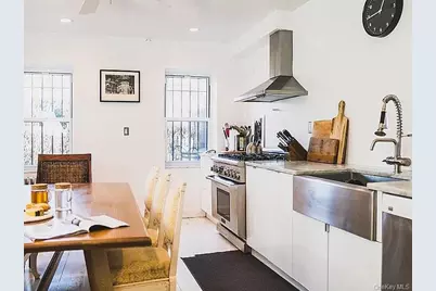 526 Carlton Avenue, Brooklyn, NY 11238 - Photo 30