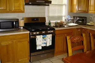 156 Voss Ave, Yonkers, NY 10703 - Photo 12