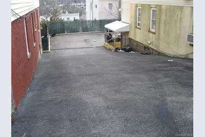 156 Voss Avenue, Yonkers, NY 10703 - Photo 4