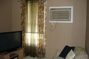 156 Voss Ave, Yonkers, NY 10703 - Photo 18