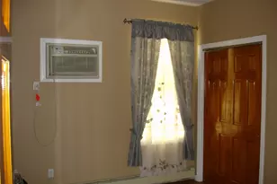 156 Voss Ave, Yonkers, NY 10703 - Photo 8