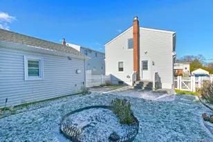 3042 Lowell Ave, Wantagh, NY 11793 - Photo 32