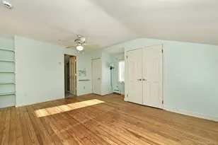 3042 Lowell Ave, Wantagh, NY 11793 - Photo 16