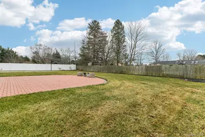 39 Island Trail, Mount Sinai, NY 11766 - Photo 38