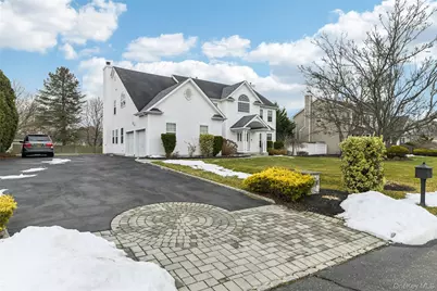 39 Island Trail, Mount Sinai, NY 11766 - Photo 2