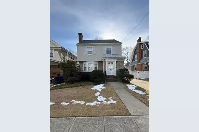 32 Manor Road, North Lynbrook, NY 11563 - Photo 1