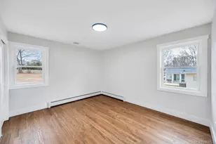 160 Oak St, Mattituck, NY 11952 - Photo 14