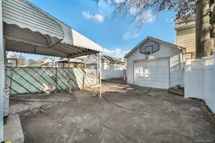 89-13 247th St, Bellerose, NY 11426 - Photo 22