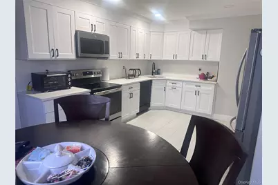 753 Wyngate Drive W, Hempstead, NY 11580 - Photo 4