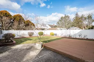 844 Arthur St, West Hempstead, NY 11552 - Photo 22