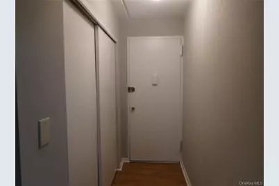 4 Consulate Drive #1-M, Tuckahoe, NY 10707 - Photo 16