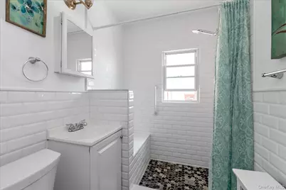 311 Hunnewell Avenue, Elmont, NY 11003 - Photo 14