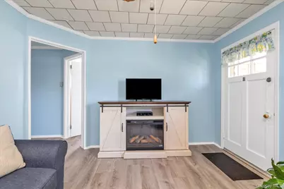 311 Hunnewell Avenue, Elmont, NY 11003 - Photo 4