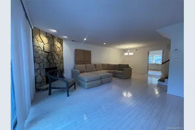 7 Village Lane, Woodbury, NY 11797 - Photo 2