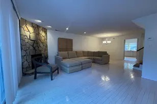 7 Village Ln, Woodbury, NY 11797 - Photo 2