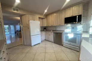 7 Village Ln, Woodbury, NY 11797 - Photo 12