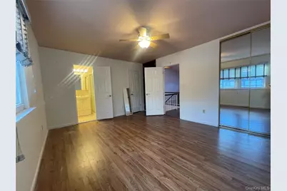 7 Village Lane, Woodbury, NY 11797 - Photo 24