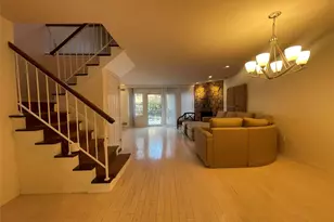 7 Village Ln, Woodbury, NY 11797 - Photo 16