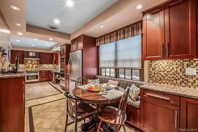 31 Puritan Avenue, Forest Hills, NY 11375 - Photo 16