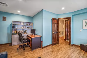 31 Puritan Ave, Forest Hills, NY 11375 - Photo 28