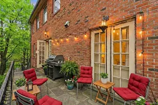 31 Puritan Ave, Forest Hills, NY 11375 - Photo 4