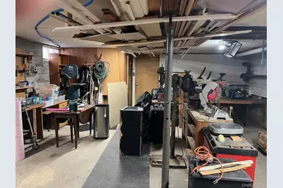 178 Barnes Road #MAIN HOUSE, Brookhaven, NY 11955 - Photo 8