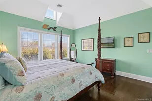 106 E Tiana Rd, Hampton Bays, NY 11946 - Photo 20