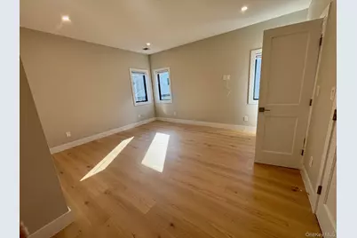 159 Harrison Avenue #D, Mineola, NY 11501 - Photo 8