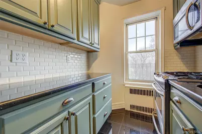 77-15 113th Street #2O, Forest Hills, NY 11375 - Photo 16