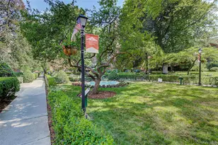 77-15 113th St, Forest Hills, NY 11375 - Photo 36