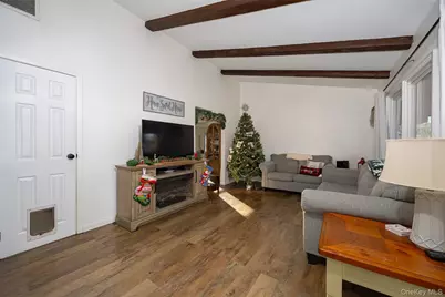 14 Princeton Street, Red Hook, NY 12571 - Photo 4