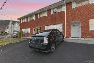 90 Conklin Avenue, Haverstraw, NY 10927 - Photo 2