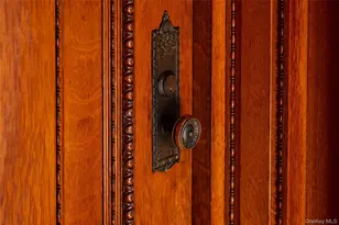 77 W Chestnut St, Kingston, NY 12401 - Photo 8