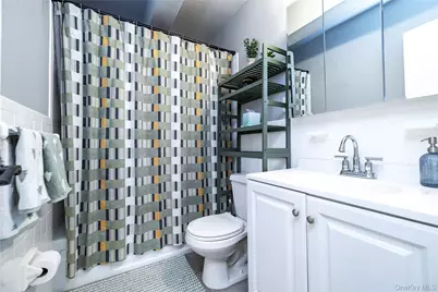 280 Guy Lombardo Avenue #3D, Freeport, NY 11520 - Photo 10