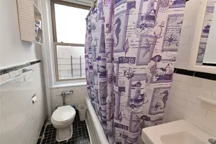 43-10 48th Ave, Woodside, NY 11377 - Photo 16