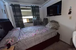 87-50 204th St, Hollis, NY 11423 - Photo 12