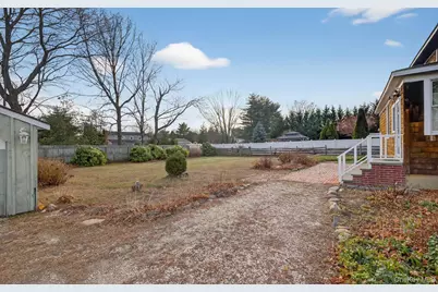 1174 5th Avenue, East Northport, NY 11731 - Photo 36
