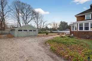 1174 5th Ave, East Northport, NY 11731 - Photo 34