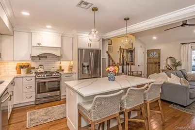 79 N Cedar Street, Massapequa, NY 11758 - Photo 14