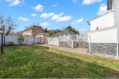 523 Bayview Avenue, Cedarhurst, NY 11516 - Photo 28