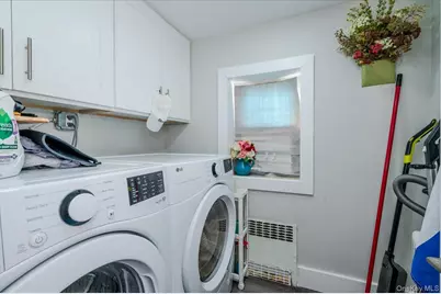 523 Bayview Avenue, Cedarhurst, NY 11516 - Photo 14