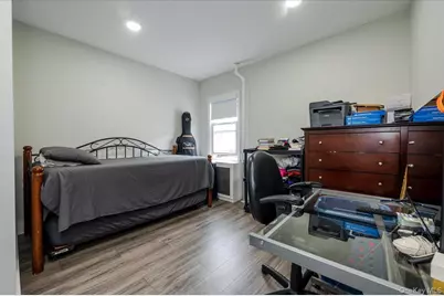 523 Bayview Avenue, Cedarhurst, NY 11516 - Photo 12