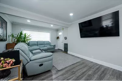 523 Bayview Avenue, Cedarhurst, NY 11516 - Photo 4