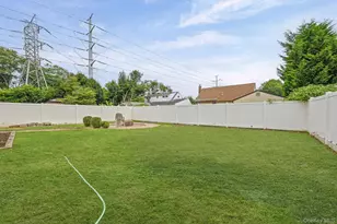 96 S Windhorst Ave, Bethpage, NY 11714 - Photo 4