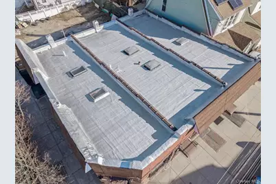 10601 Liverpool Street, Jamaica, NY 11435 - Photo 26