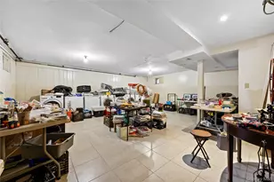 52-06 Bowne St, Flushing, NY 11355 - Photo 24