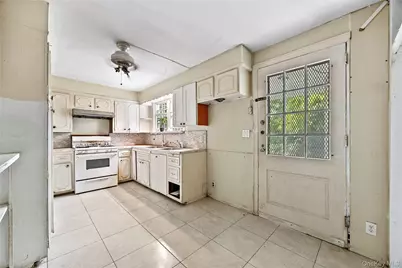 52-06 Bowne Street, Flushing, NY 11355 - Photo 8