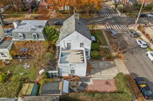 52-06 Bowne St, Flushing, NY 11355 - Photo 10