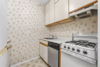 110-45 Queens Blvd #719, Forest Hills, NY 11375 - Photo 12